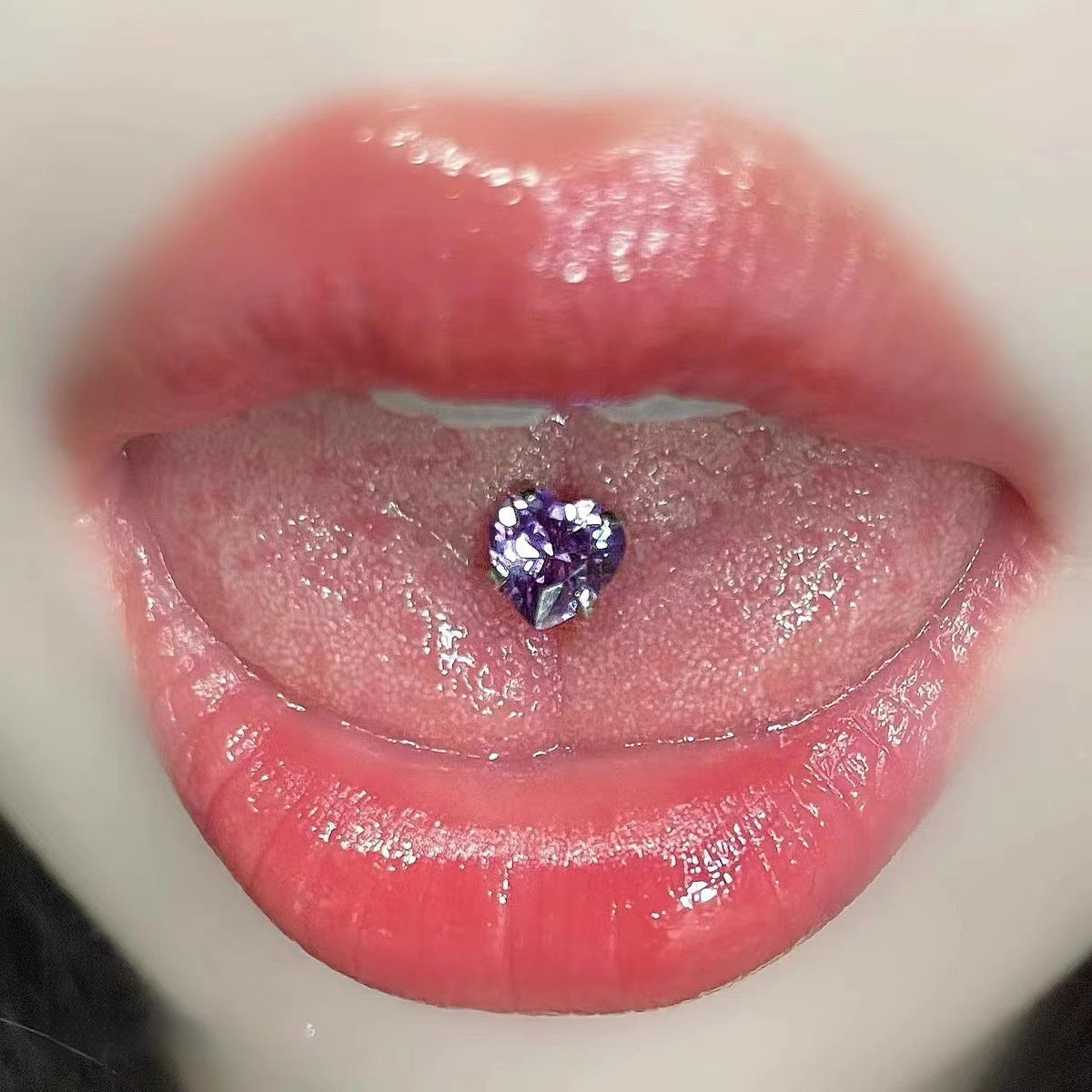 Loving Heart Zircon Tongue Pin
