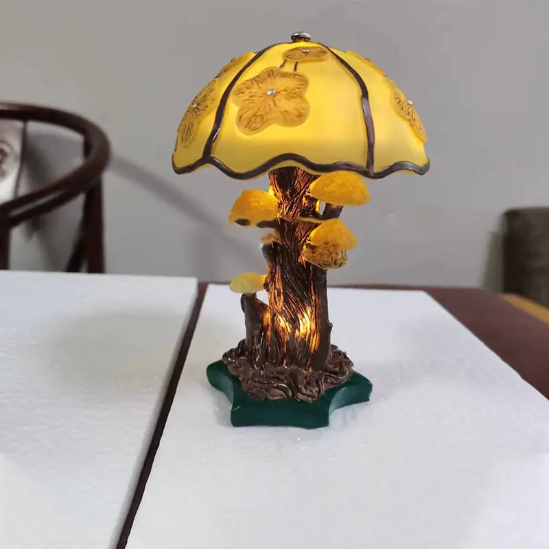 Retro Mushroom Desk Light - Kandy's Gadgets