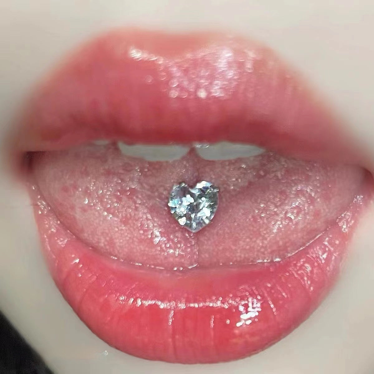 Loving Heart Zircon Tongue Pin