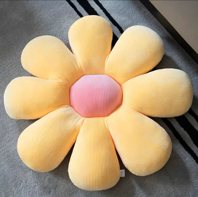 Six Petal Flower Cushion - Kandy's Gadgets